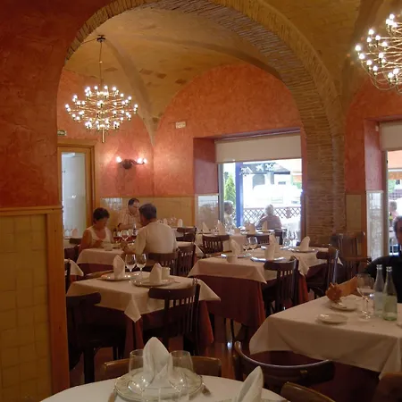 Hotel Canet Castello  D'Empuries