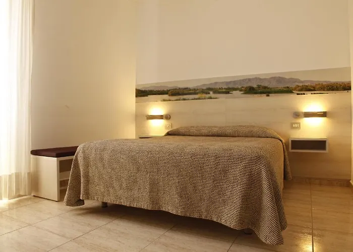 Hotel Canet 2*